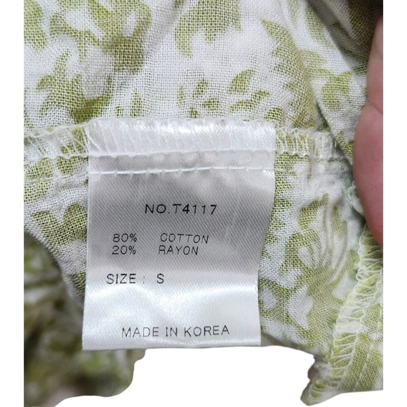 Terra SJ Apparel Green Floral Tunic Blouse Women’s S Cotton Rayon Button Front - Picture 10 of 12